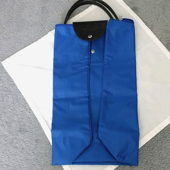 4/$15.00 Foldable shopping bag 🛍️ - Picture 3 of 6